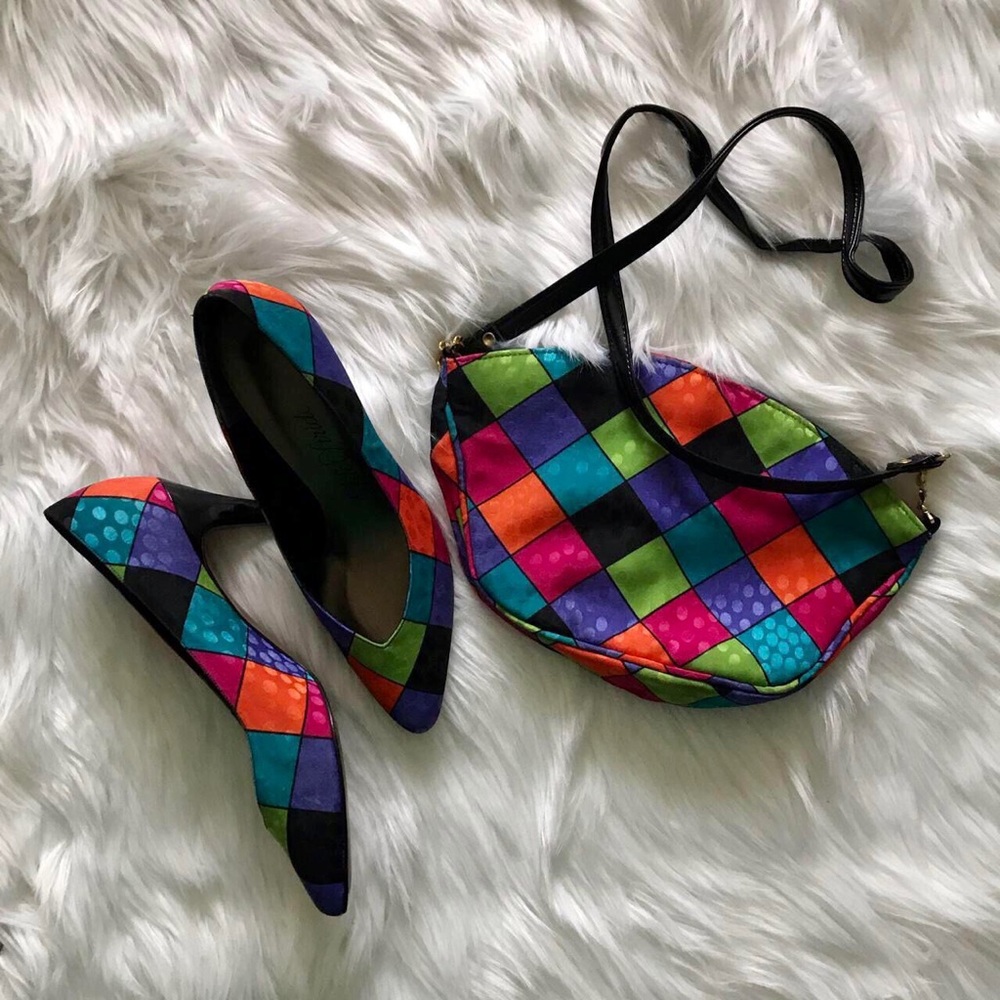 Vintage retro groovy colorful matching heels and purse